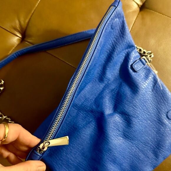 EXPRESS BLUE CHAIN PURSE SHOULDER BAG - Picture 4 of 6
